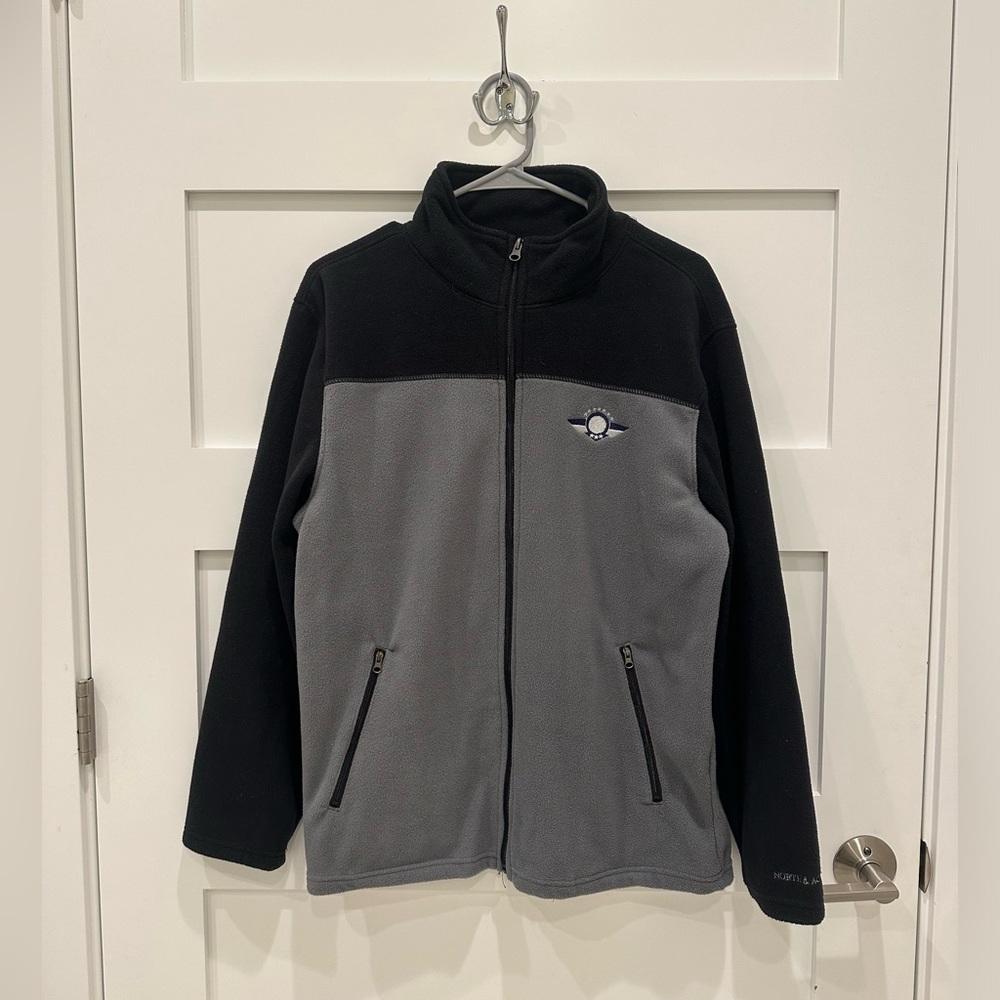 North & Acrux Women’s Volleyball Zip Up Jacket Size Medium